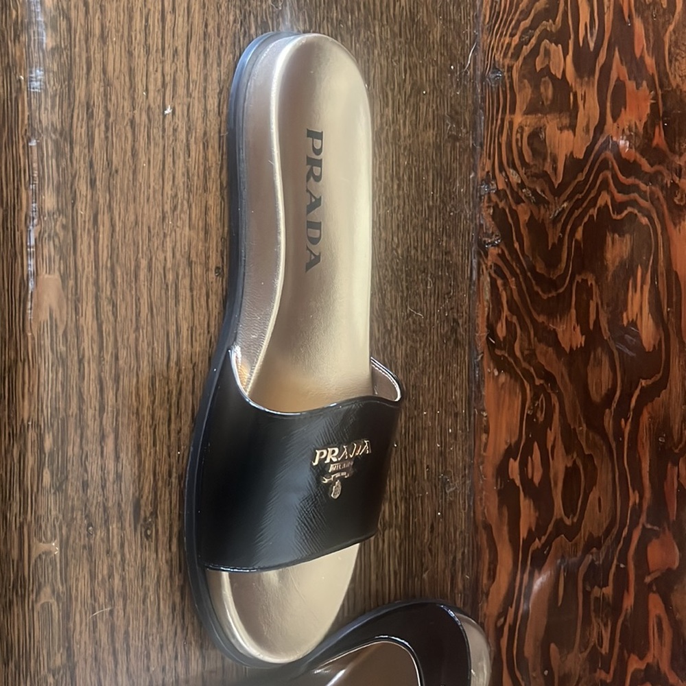 Prada Gold and black slip on sandals - Picture 3 of 3